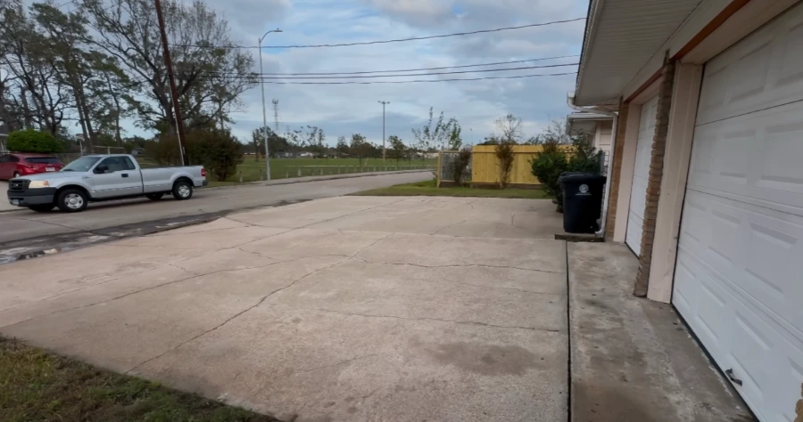 Clean concrete walkway after pressure washing in Jacksonville, FL